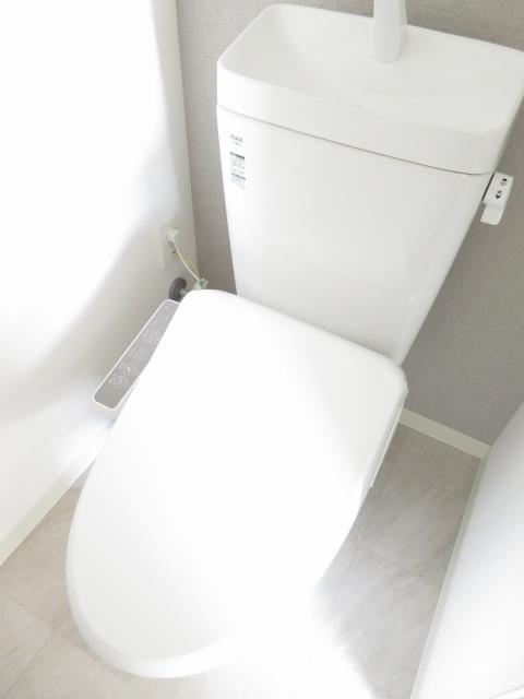 トイレ　トイレ