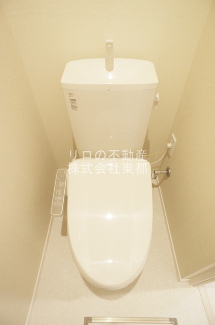 トイレ　洗浄・暖房便座付です！