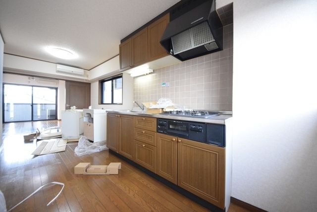 居室・リビング　☆内見のご予約はタウンハウジング八王子店まで☆