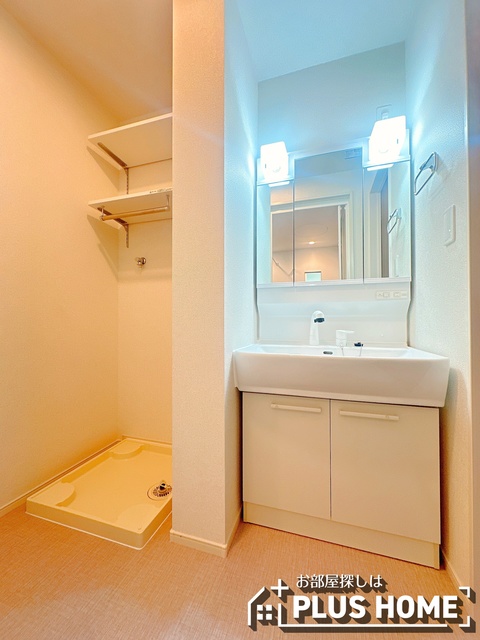 洗面設備　類似写真