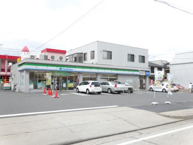 コンビニ　ファミリーマート（コンビニ）まで430m