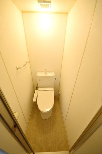 トイレ　★温水洗浄便座★