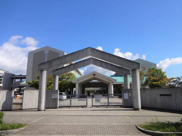 中学校　市立けやき台中学校（中学校）まで2900m