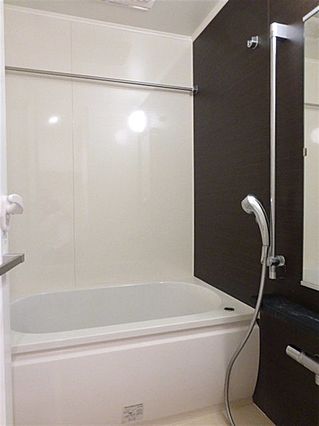 バス・シャワールーム　別部屋参考写真