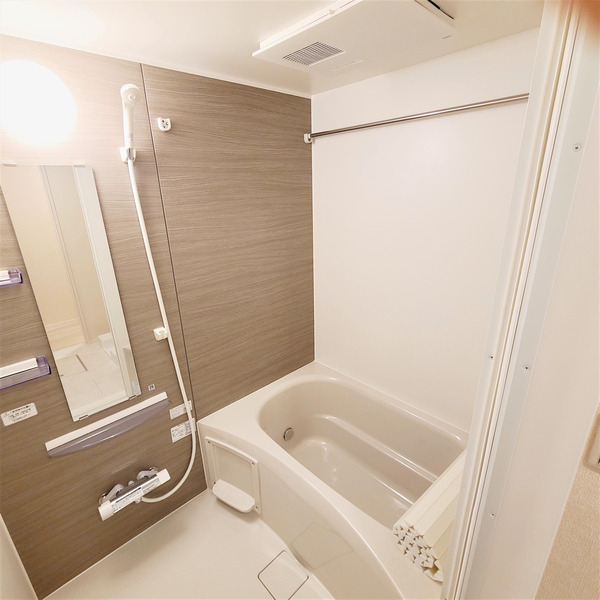 バス・シャワールーム　日々の疲れを癒すお風呂です♪