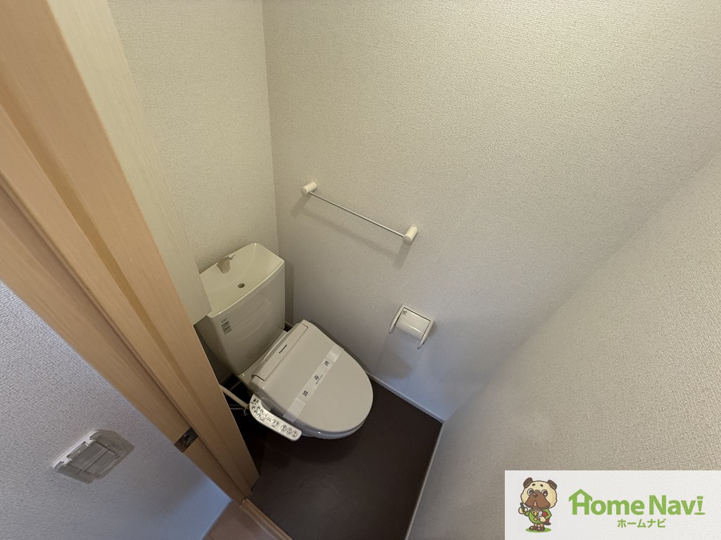 トイレ　ウォシュレット付き