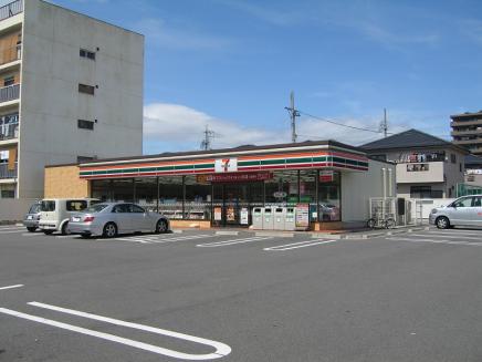 コンビニ　セブンイレブン一宮大和町馬引店（コンビニ）まで545m