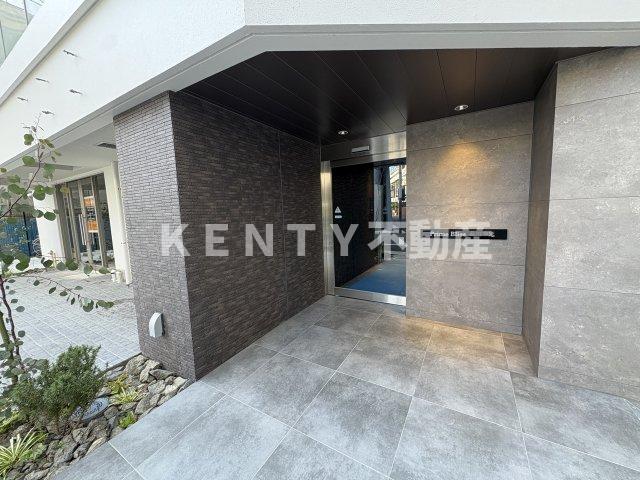 エントランス　ゆとりのあるエントランスです