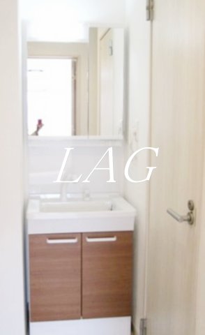 洗面設備　独立洗面台です。