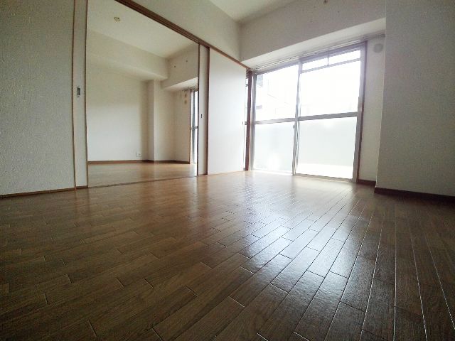 その他部屋・スペース　リビングと洋室を合わせた感じ