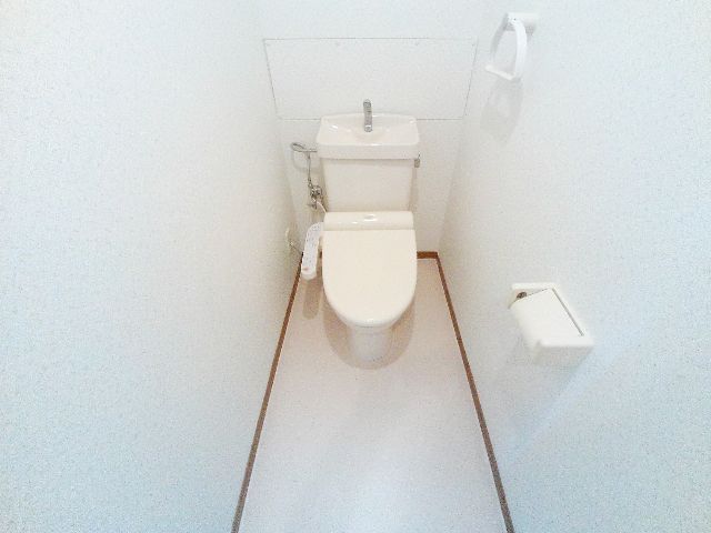 トイレ　ウォシュレット