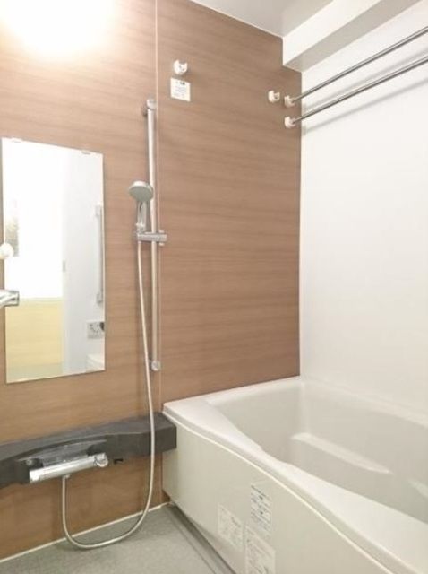 バス・シャワールーム　浴室