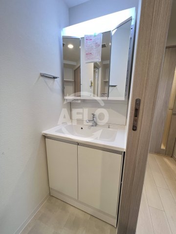 洗面設備　スプランディッド堀江　独立洗面台