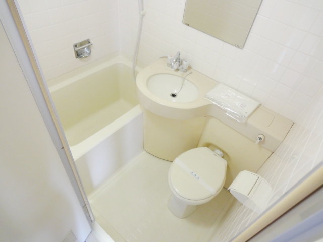 洗面設備　同物件別号室のものです。