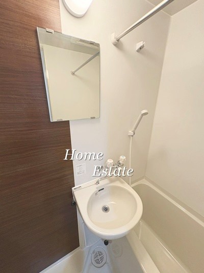 洗面設備　同仕様