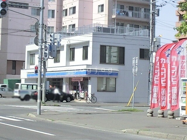 コンビニ　ローソン札幌北5条西十九丁目店（コンビニ）まで279m