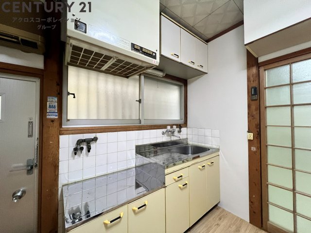 キッチン　広いスペースのキッチン