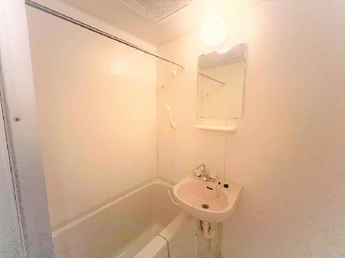 バス・シャワールーム　設備・使用は号室により異なる為、現状を優先いたします