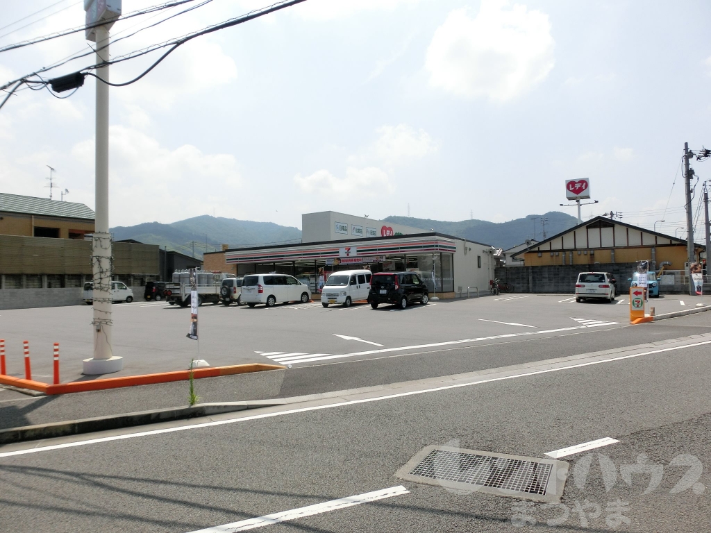 コンビニ　セブンイレブン 松山新石手店（コンビニ）まで243m