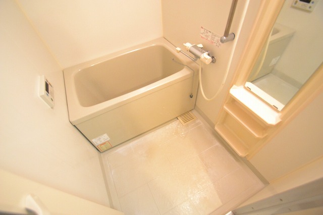 バス・シャワールーム　☆追炊き機能もついております☆