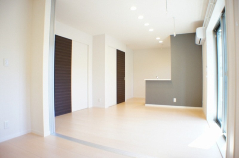 居室・リビング　図面と現状に相違がある場合には現状を優先