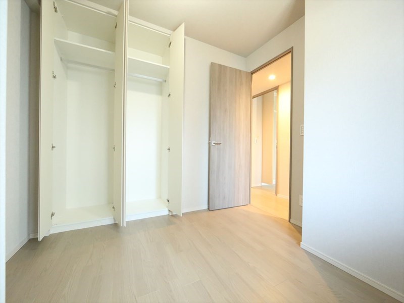 その他部屋・スペース　洋室5帖　クローゼット付（収納充実してます）