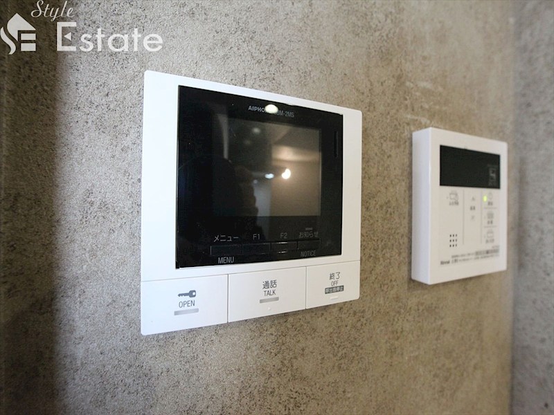 セキュリティ　モニター付きインターホン