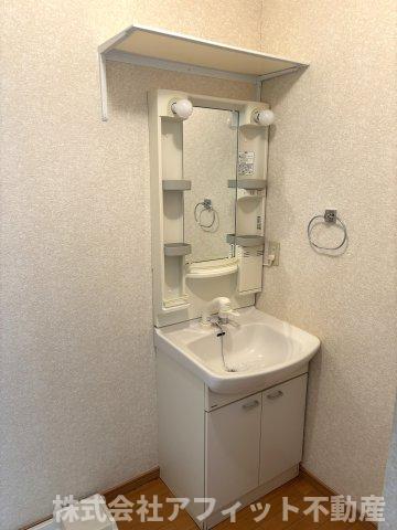 洗面設備　洗髪洗面化粧台