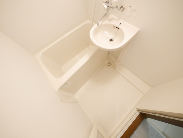 バス・シャワールーム　★深さのあるバスです★