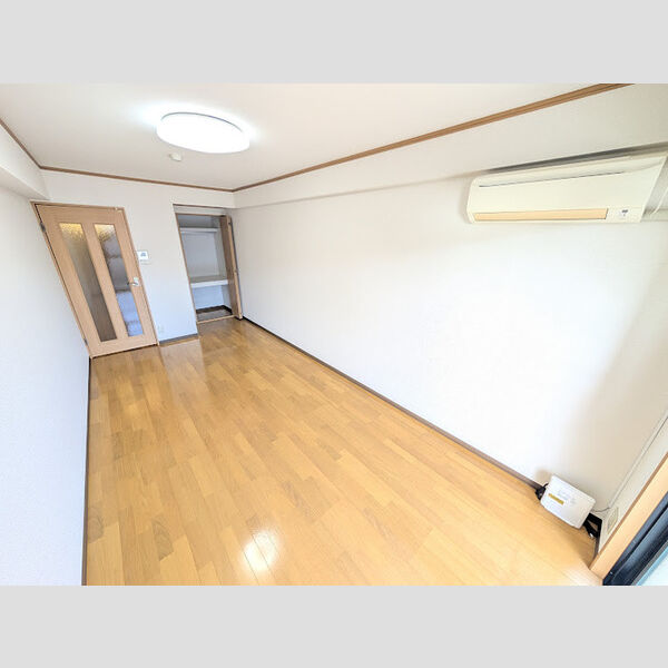 居室・リビング　居室