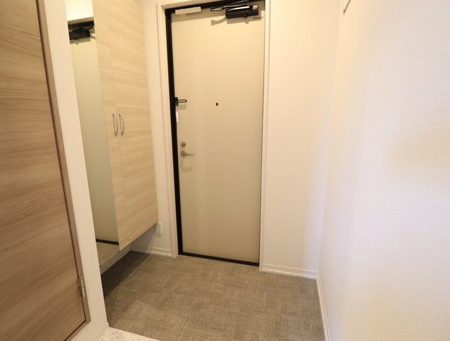 玄関　２０３　玄関