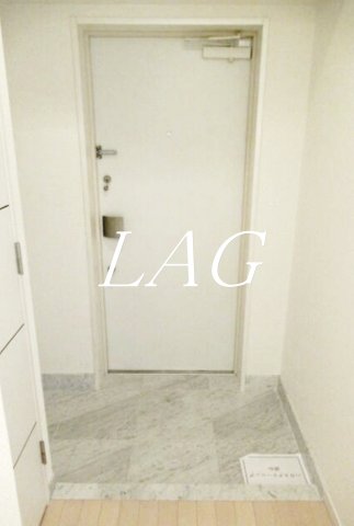 玄関　玄関です。