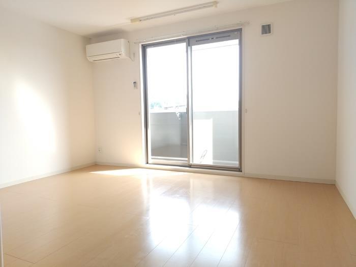 居室・リビング　（イメージ・反転）