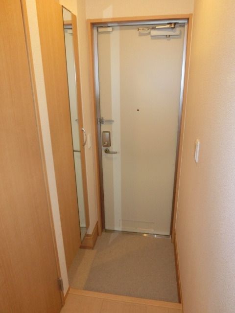 玄関　シューズボックス完備※同タイプのお部屋です