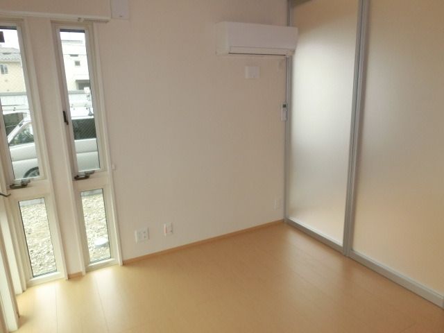 その他　エアコン完備※同タイプのお部屋です