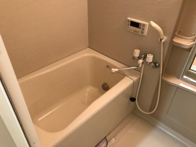 バス・シャワールーム　バス