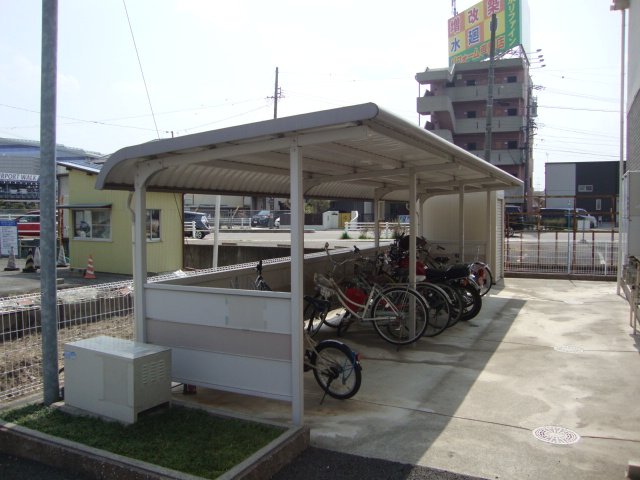 その他共有部分　外観写真（昼）