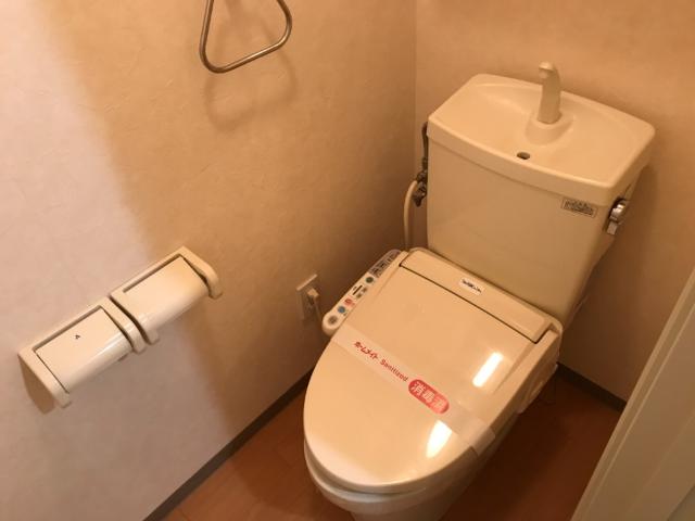 トイレ　シャワー付トイレ