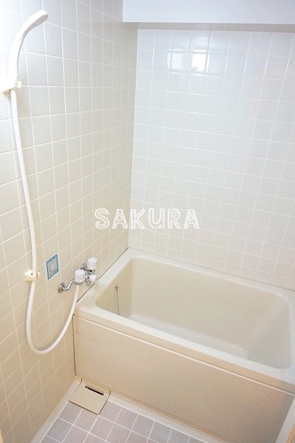 バス・シャワールーム　清潔感のある快適バスルーム♪