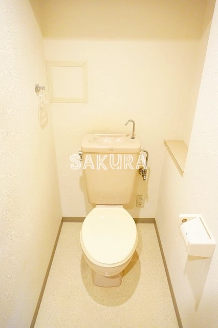 トイレ　清潔感のある水回り♪