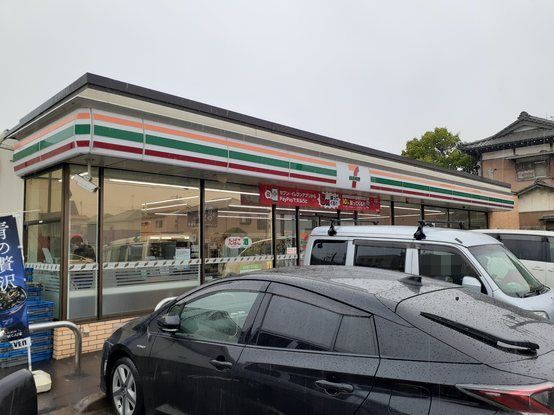 コンビニ　セブンイレブン市原村田川店（コンビニ）まで800m