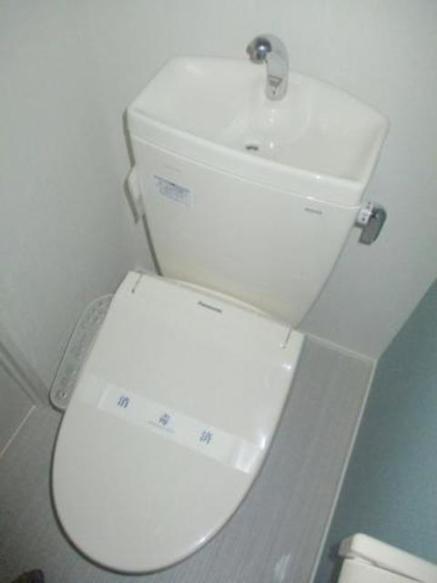 トイレ　同仕様参考写真