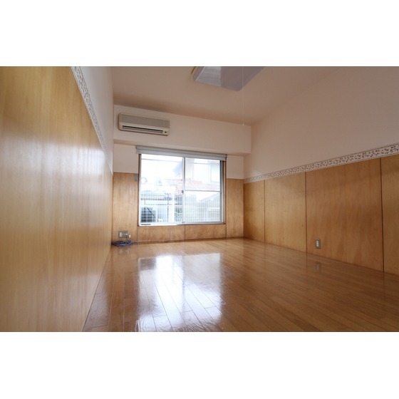 居室・リビング　女子好みの可愛いお部屋です。