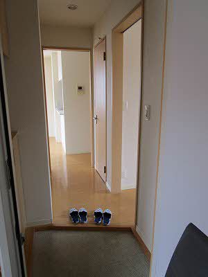 玄関　落ち着いた玄関です