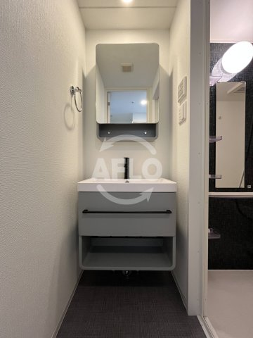 洗面設備　アドバンス江坂ラシュレ　洗面台