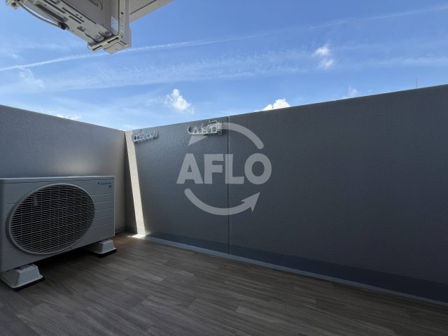 バルコニー　アドバンス江坂ラシュレ　バルコニー