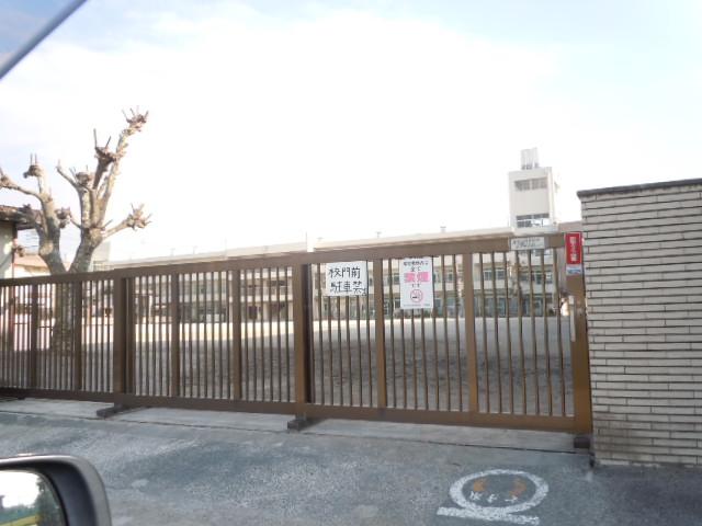 小学校　市川市立 平田小学校（小学校）まで296m