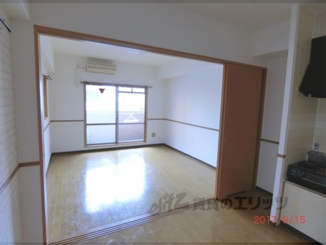 居室・リビング　居室