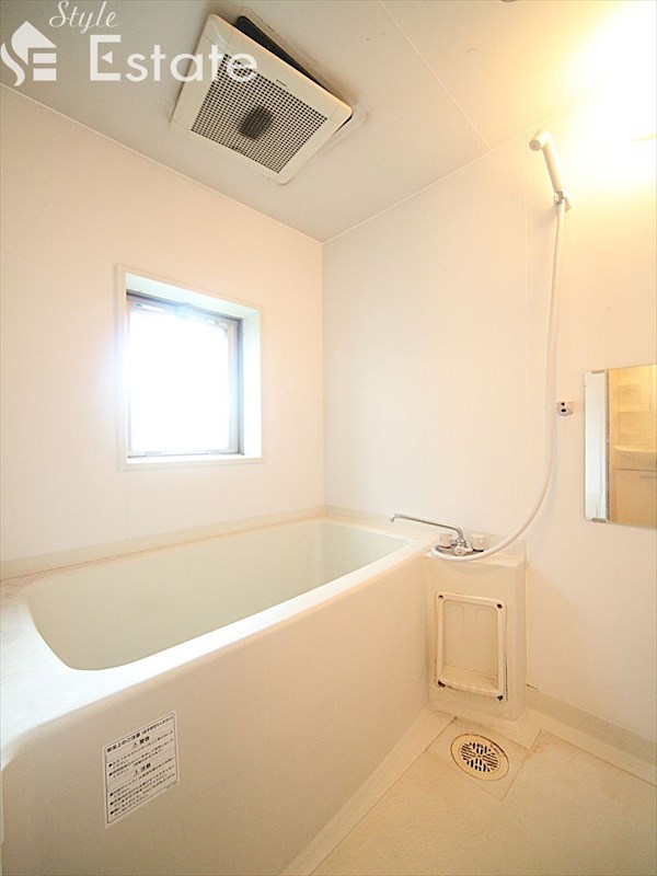 バス・シャワールーム　バスルーム