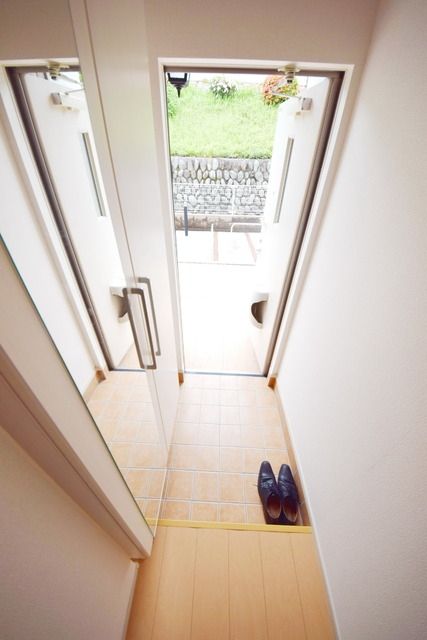 玄関　★大きなシューズボックス付き玄関★